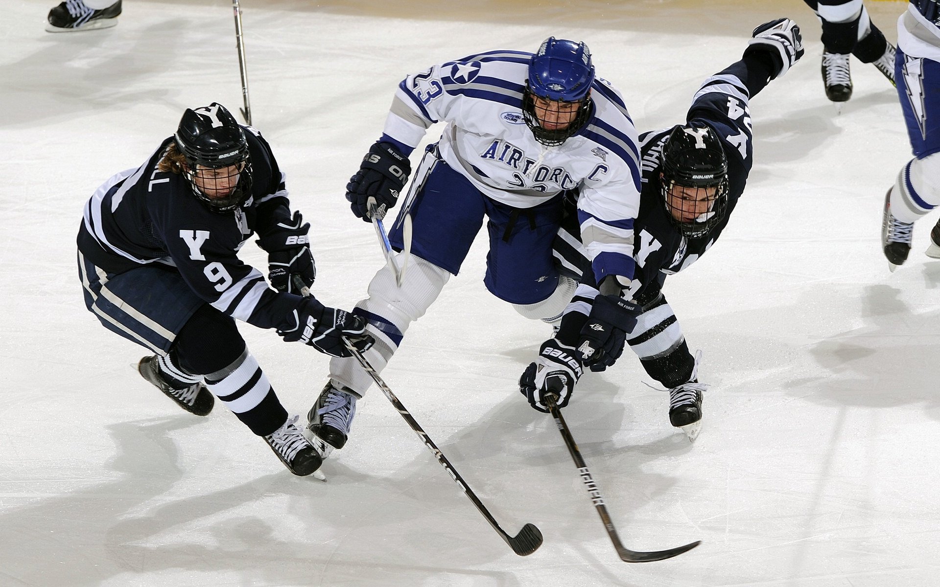 赛场“绝杀神器”:最佳射手的最后一击,职业赛常用射手