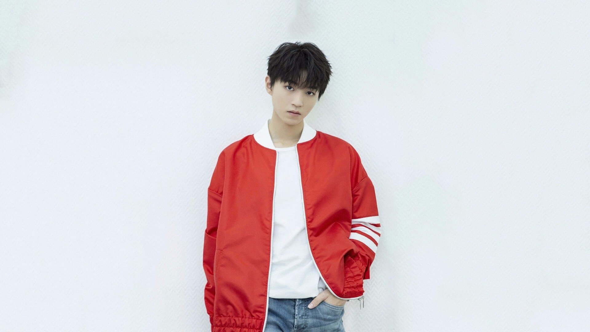 爱游戏app-男子国家队加强三分球练习提升外线威胁，三分球训练教学视频