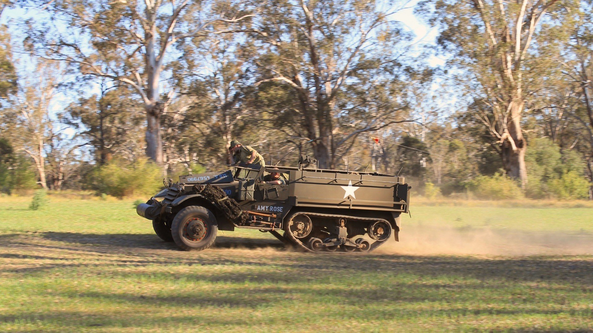 詹姆斯强调团队氛围是连胜关键，詹姆斯组队