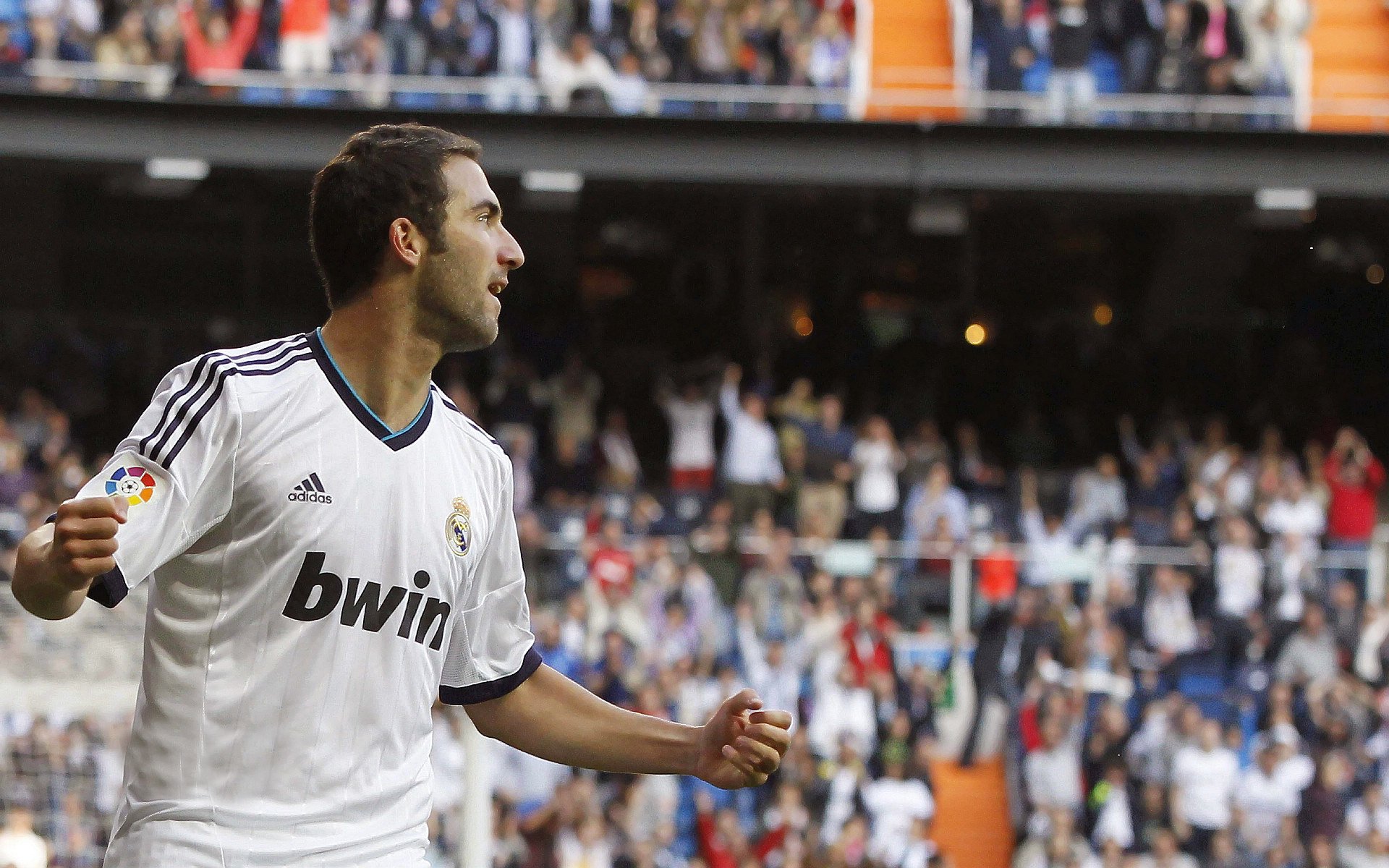 英超球队利用大数据优化快速反击战术执行，英超战术分析